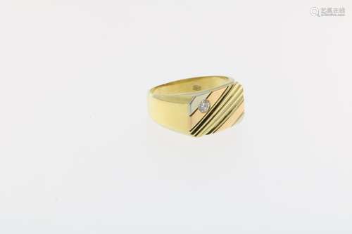 Drie kleur gouden heren ring met diamant