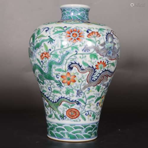 chinese doucai porcelain meiping