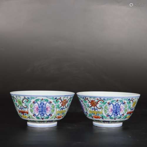 pair of chinese doucai porcelain bowls