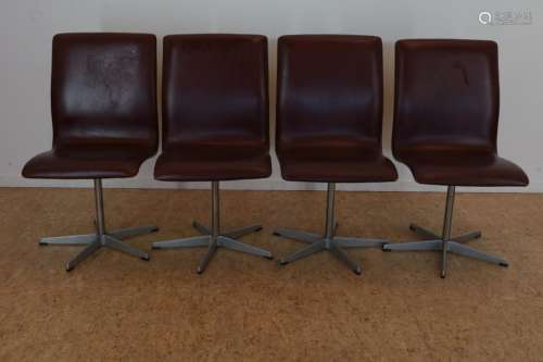 Serie van 4 stoelen, Arne Jacobsen