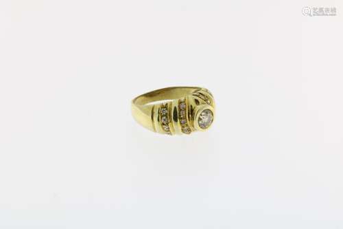 Geelgouden ring met diamanten c. 0,50 ct