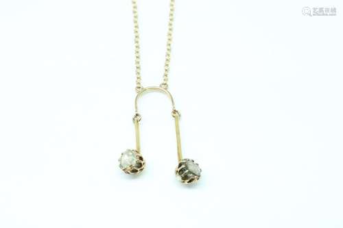 Geelgouden collier met 2 roos diamanten