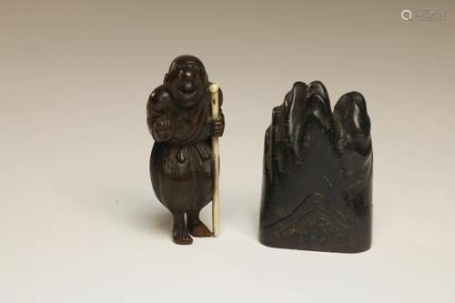 Lot van houten netsuke en stempel