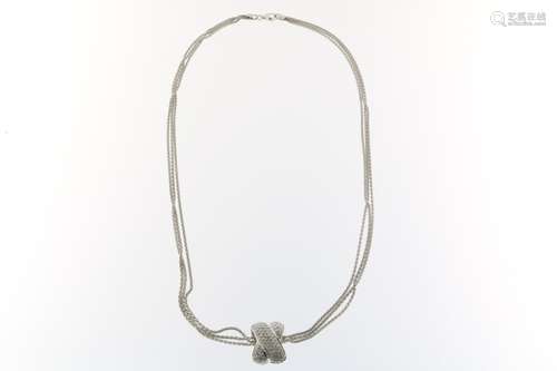 Witgouden collier met hanger met diamant