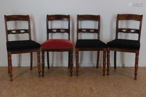 Serie van 4 stoelen