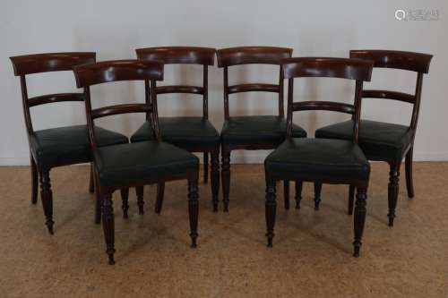 Serie van 6 mahonie stoelen, Engeland