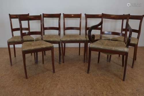 Serie van 7 mahonie stoelen