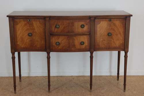 Mahonie dressoir