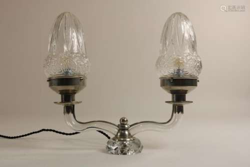 Glazen tafellampje met twee glaskapjes