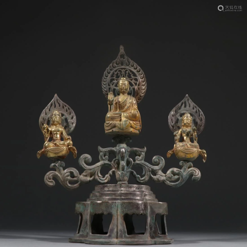 A SET OF THREE GILT SILVER BUDDHAS FIGURINE
