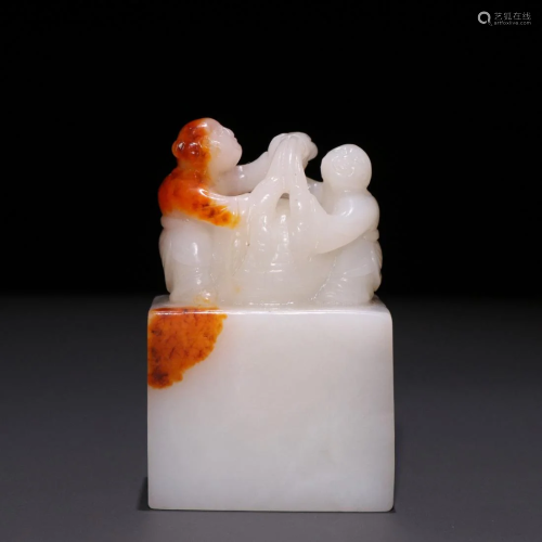 CHINESE RUSSET JADE CARVING 'TWO KIDS' SEAL