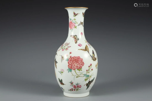 FAMILLE ROSE 'BUTTERFLY AND FLOWERS' GUANYIN VASE