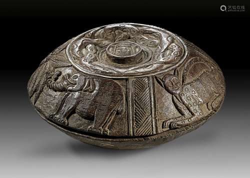 Benin or Owo, Nigeria, lidded circular bowl.