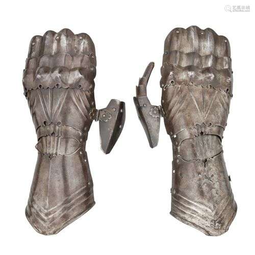 ‡ A PAIR OF GAUNTLETS IN THE LATE 15TH CENTURY GERMAN ~GOTHI...