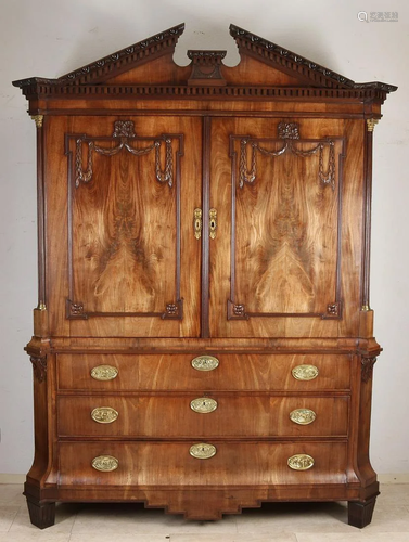 Beautiful 18th century Dutch mahogany Louis Seize