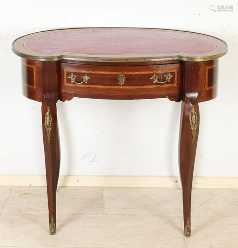 Antique French kidney shaped ladies desk with gilt