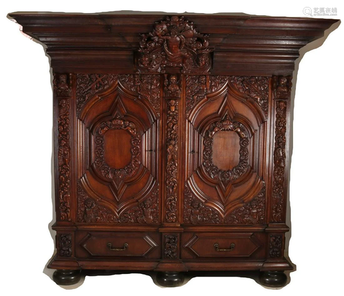 Large antique removable German oak DÃ¤nziger show