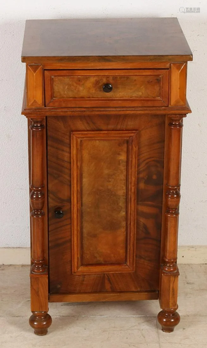 Antique German burr walnut GrÃ¼nderzeit bedside table