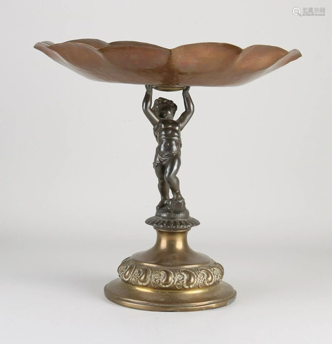 Antique brass/copper tazza with putti and brass pleated