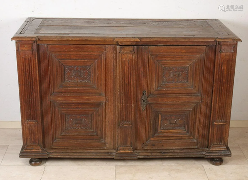 17th - 18th century oak Dutch sideboard with