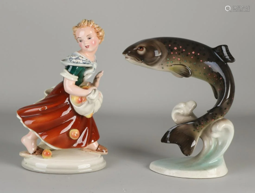 Two antique Keramos Wien ceramic figures. Circa 1920.