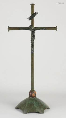 Bronze Art Deco, Amsterdam School style Holy cross with