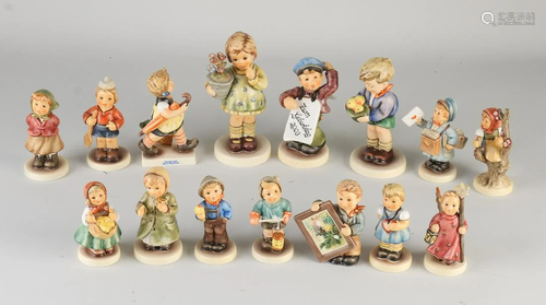 Lot of 15 Hummel figures. goebel. Various. Dimensions: