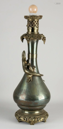 Japanese bronze lamp base with salamander and