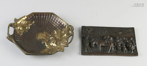 Two parts antique bronze. 1x plaque with farm workers.