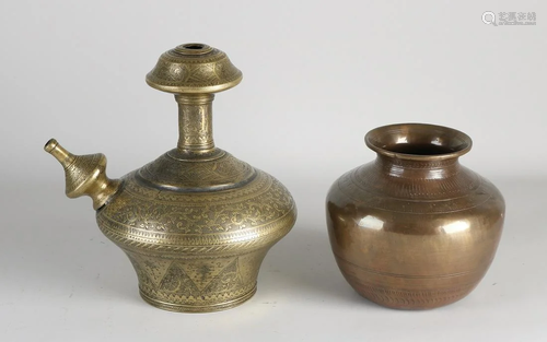 Two parts oriental copperware. 1x 19th century