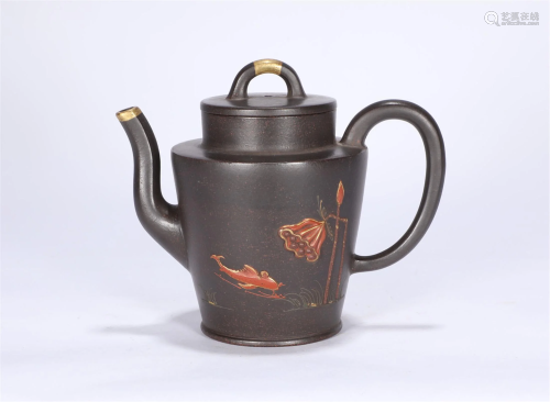 Purple sand teapot in Qing Dynasty