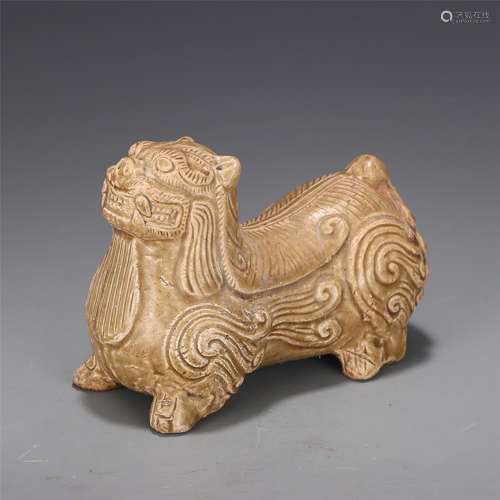 A Yue-type Pottery Beast