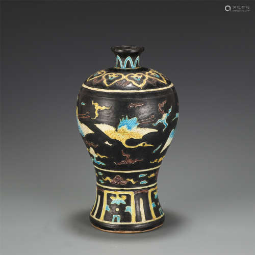 A Fahua Glazed Crane and Clouds Vase Meiping