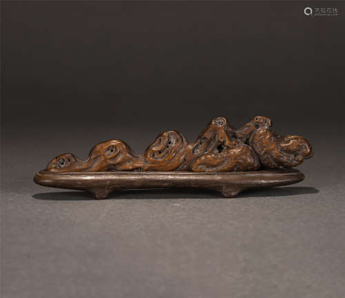 A Carved Chenxiang Brush-rest