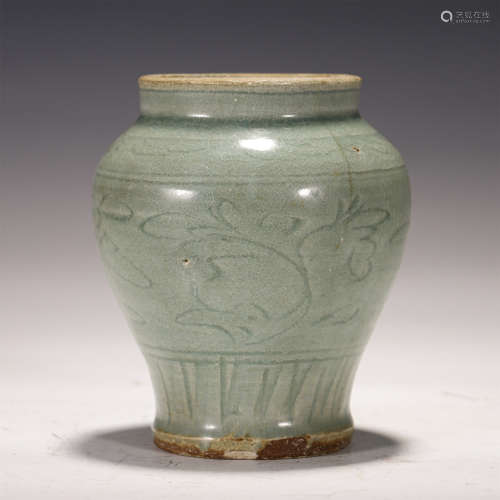 An Incised Longquan Celadon Glazed Jar