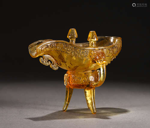 A Carved Quartz Jue Wine Vessel