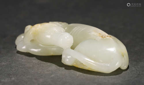 A Carved White Jade Hound
