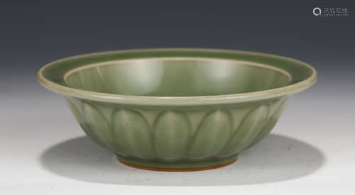 A Longquan Celadon Glazed Basin