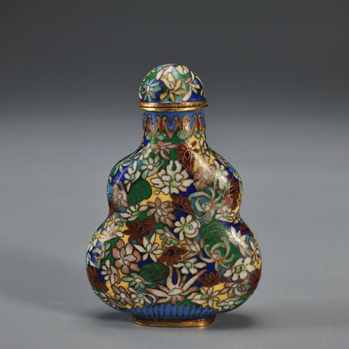 A Cloisonne Enamel Double Gourds Snuff Bottle