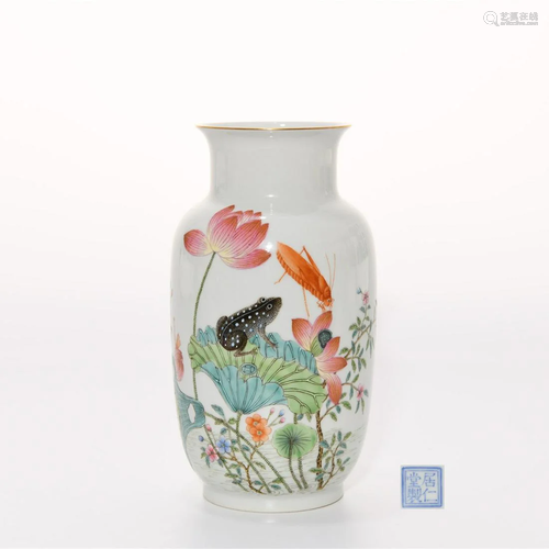 A Famille Rose Lotus Pond Lantern Vase Jurentang Mark