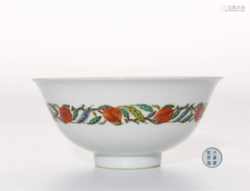 A Famille Verte Peached Bowl Kangxi Mark