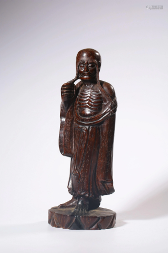 A CARVED ZITAN LUOHAN.QING PERIOD