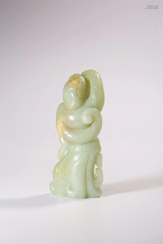 A CARVED WHITE JADE BEAUTY.QING PERIOD