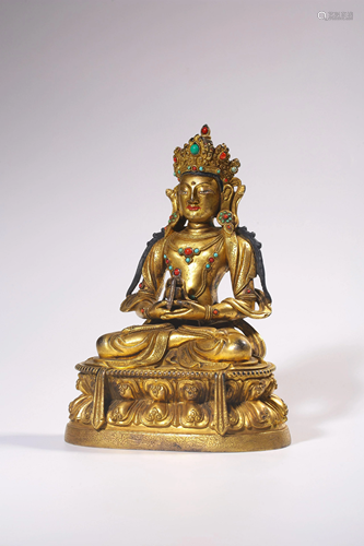 A GILT-BRONZE FIGURE OF AMITAYUS.QING PERIOD