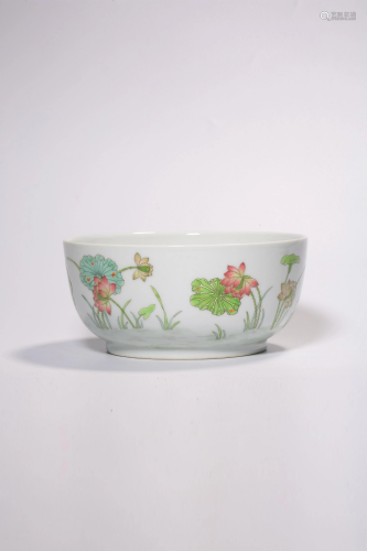 A FAMILLE-ROSE BOWL.DAOGUANG PERIOD