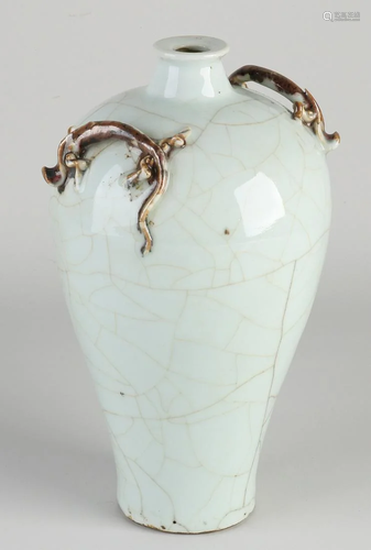 Chinese porcelain celadon Mei Ping vase with crackle