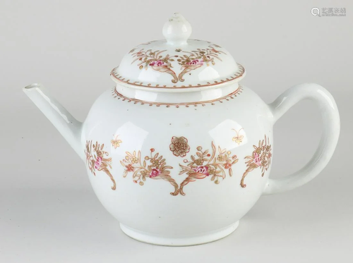 Large 18th century Chinese porcelain Family Rose teapot