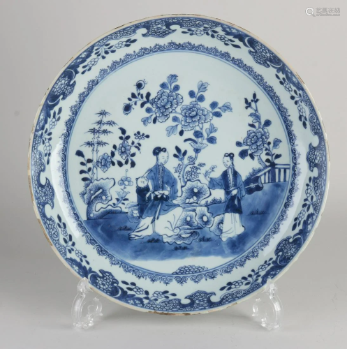 Large 18th century Chinese porcelain deep Queng Lung