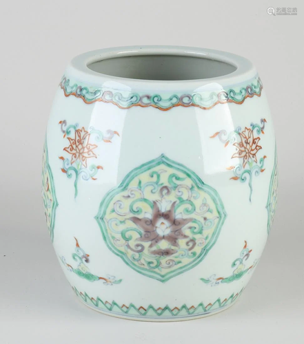 Chinese porcelain Ducai vase with floral decoration and