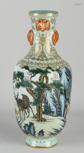 Chinese porcelain Familie Verte vase with